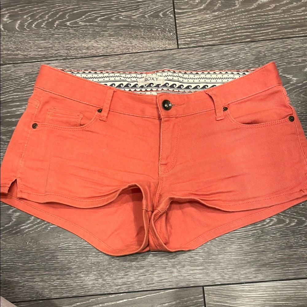 Roxy Coral Jean Shorts Vibrant Summer Style
